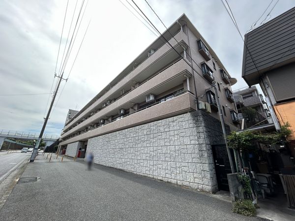 コスモつきみ野 外観