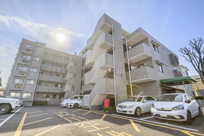 南林間パーク・ホームズ 外観