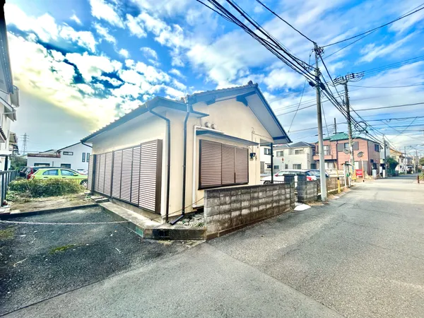 小田急線「小田急相模原」駅徒歩18分駅までフラットな道のりです。