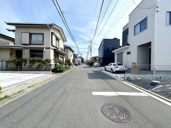 【東側前面道路】幅員約6ｍ。