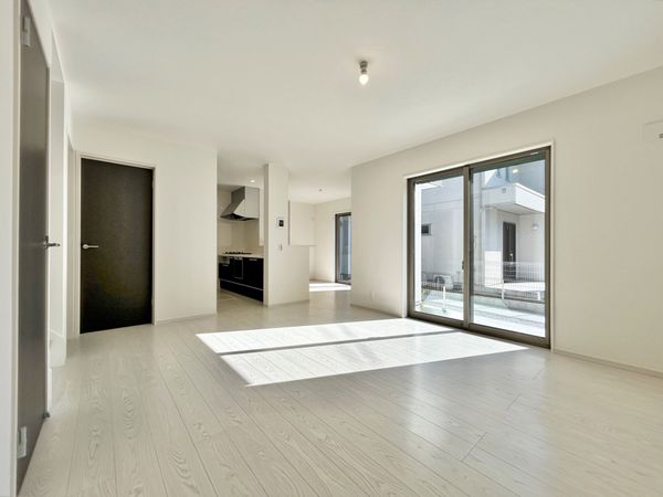 南台6丁目 新築戸建1号棟 リビング