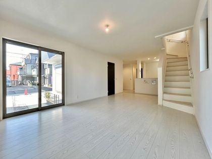 南台6丁目 新築戸建2号棟 リビング