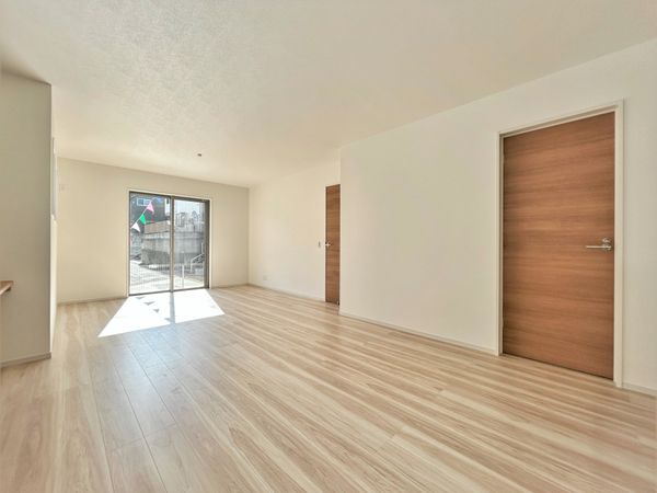 南区相武台3丁目 新築戸建 4号棟 リビング