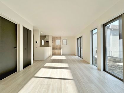 南区相武台3丁目 新築戸建 6号棟 リビング