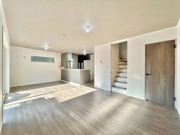 東林間6丁目 新築戸建 B号棟 リビング