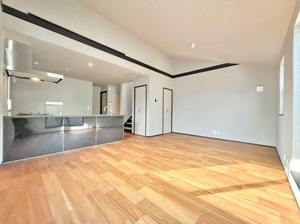 座間市相武台4丁目 新築戸建 B棟 リビング