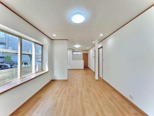 若松4丁目 戸建 リビング