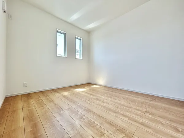 【洋室　約5.5帖】