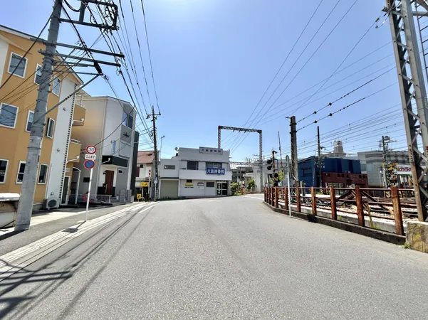 【前面道路】座間市役所まで、徒歩17分。