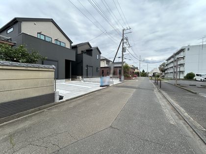 桜台 新築戸建 1号棟 前面道路含む外観 前面道路含む外観