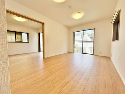 西大沼5丁目 戸建 リビング