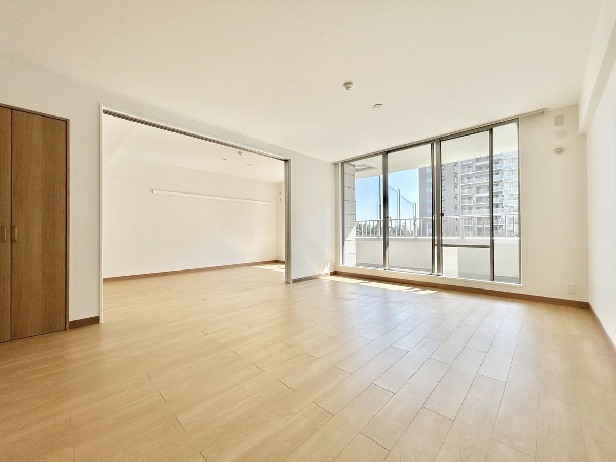 エステ・スクエア小田急相模原 ステージⅣ リビング リビング