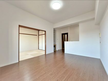 プラタスガーデンつきみ野 リビング