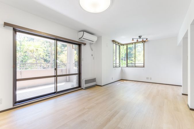 フォレストヒルズ三保 5号棟 リビング