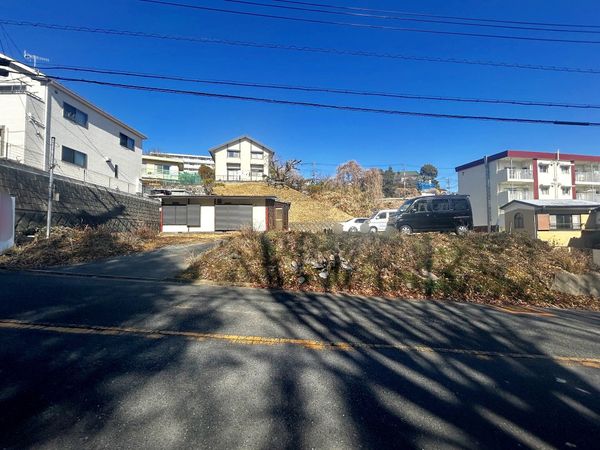 中郡二宮町百合が丘3丁目 土地 前面道路含む外観 中郡二宮町百合が丘3丁目 土地 前面道路含む外観
