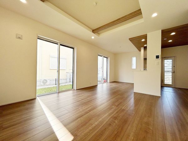 平塚市万田1丁目 新築戸建 リビング 平塚市万田1丁目 新築戸建 リビング