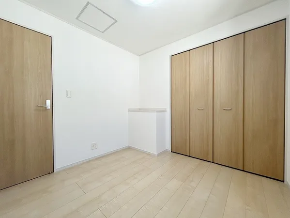 北東側洋室約4.5帖