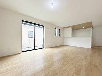 平塚市大神2丁目 新築戸建 3号棟 リビング