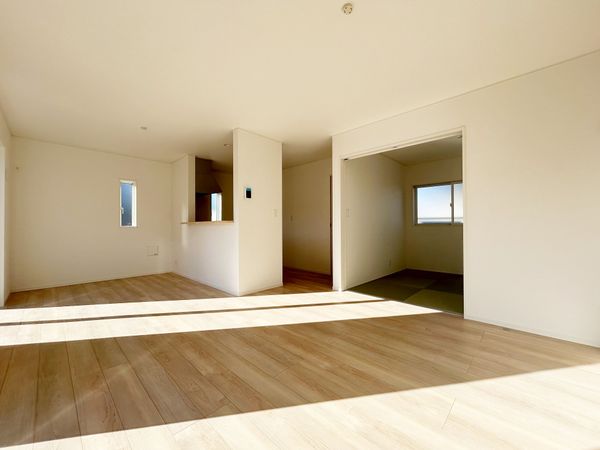 平塚市徳延1丁目 新築戸建 1号棟 リビング 平塚市徳延1丁目 新築戸建 1号棟 リビング