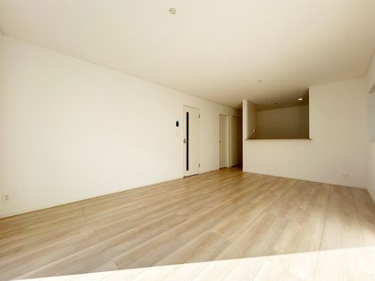 平塚市徳延1丁目 新築戸建 2号棟 リビング