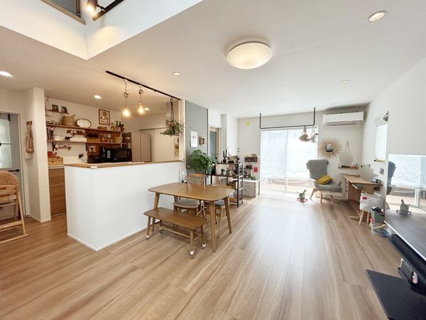 平塚市河内 戸建 リビング 平塚市河内 戸建 リビング