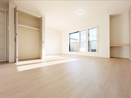 小田原市中新田 戸建 1号棟 リビング