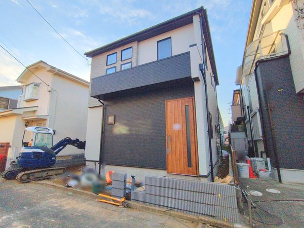 平塚市長持 新築戸建 外観