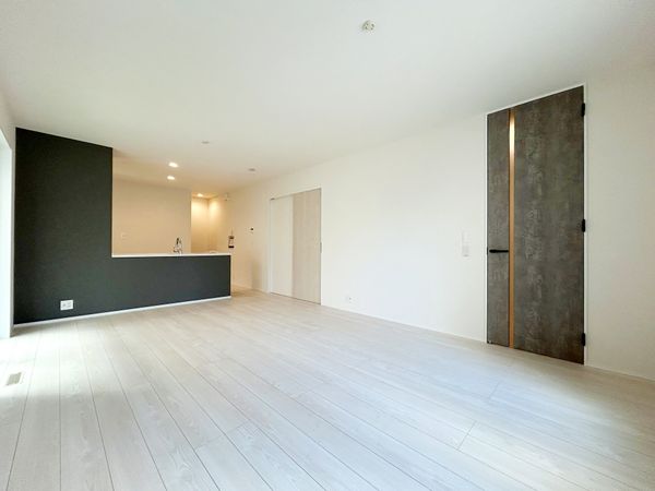 平塚市夕陽ケ丘 新築戸建 1号棟 リビング