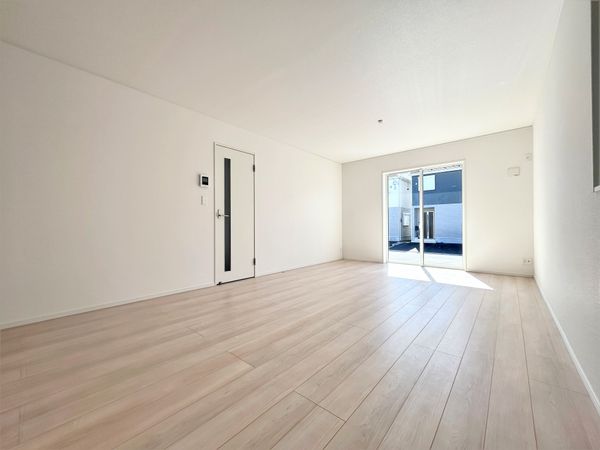 平塚市南金目 新築戸建 3号棟 リビング