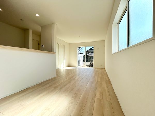平塚市岡崎 新築戸建 3号棟 リビング リビング