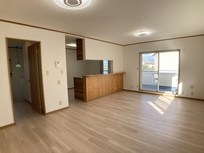 平塚市河内 戸建 リビング