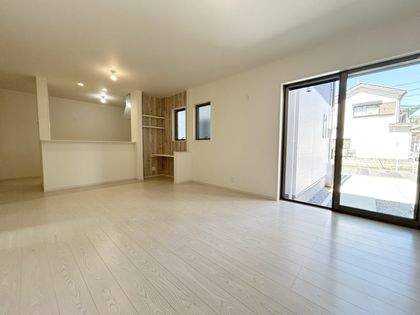 平塚市平塚1丁目 新築戸建 2号棟 リビング