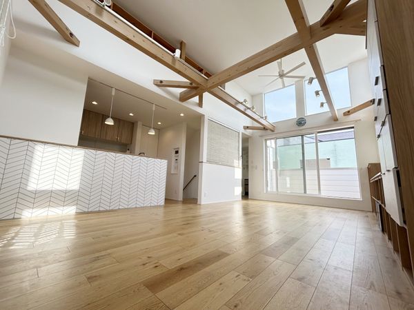 平塚市中原1丁目 戸建 リビング 平塚市中原1丁目 戸建 リビング