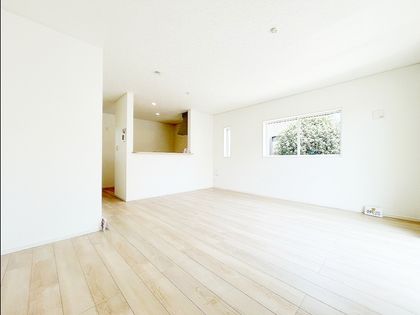 平塚市田村5丁目 新築戸建 2号棟 リビング