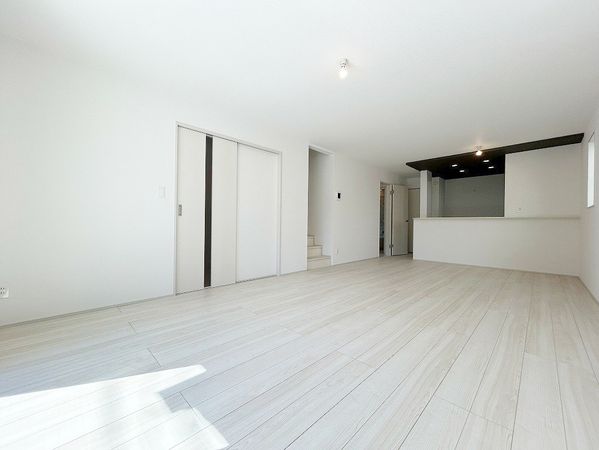 中郡二宮町中里 新築戸建 1号棟 リビング