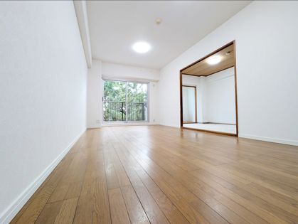 パレ平塚すみれ平 壱番館 リビング