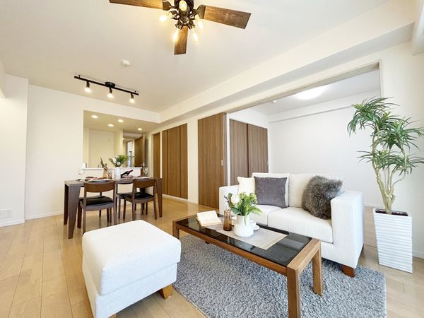 オハナ平塚袖ヶ浜 リビング オハナ平塚袖ヶ浜 リビング