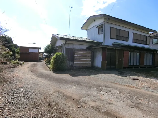 建物は母屋