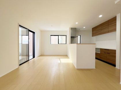 厚木市妻田東3丁目 新築戸建 1号棟 リビング