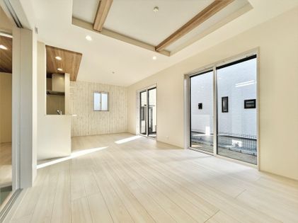 伊勢原市高森6丁目 新築3号棟 リビング