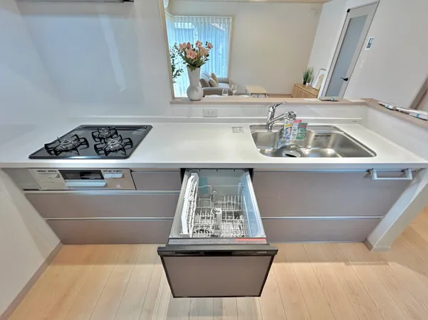 【キッチン】食器洗い乾燥機が付いてます。