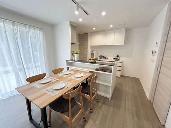 厚木市妻田東1丁目 戸建 10号地 リビング