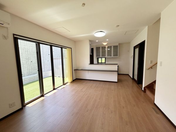 秦野市今泉 戸建 リビング