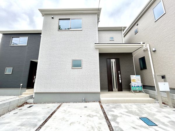 厚木市妻田西3丁目 新築戸建2号棟 外観