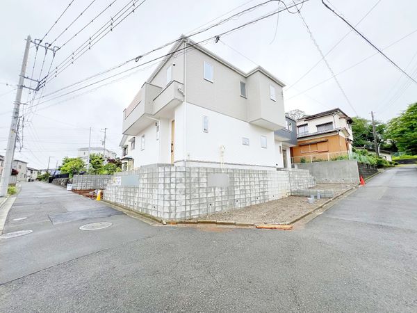 伊勢原市八幡台1丁目 新築戸建 2号棟 外観 伊勢原市八幡台1丁目 新築戸建 2号棟 外観