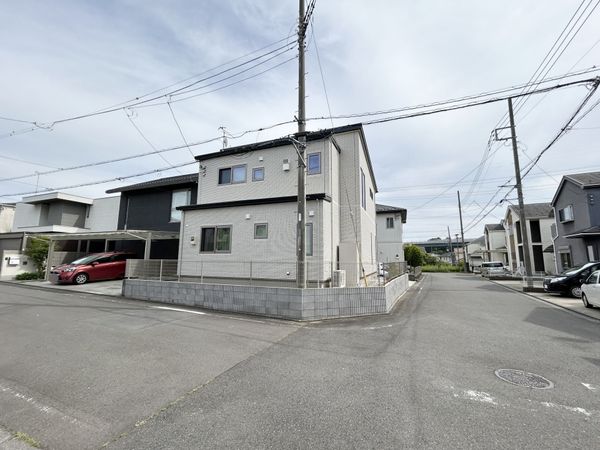 伊勢原市高森1丁目 戸建 外観