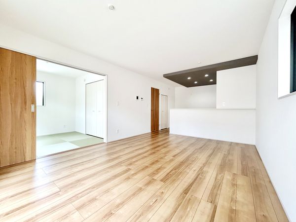 厚木市岡田4丁目 新築戸建 9号棟 リビング 厚木市岡田4丁目 新築戸建 9号棟 リビング