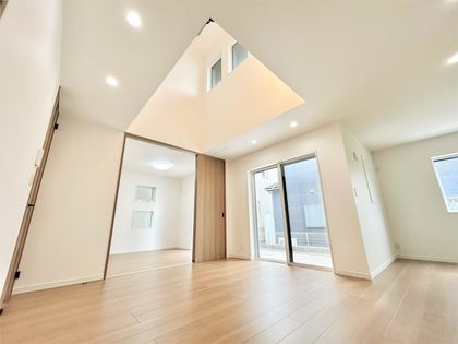 厚木市愛甲西1丁目 新築戸建 1号棟 リビング