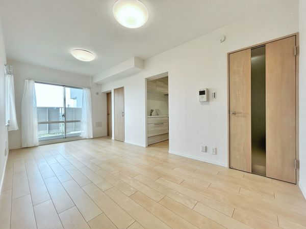 本厚木リバーサイドマンション 参番館 リビング 本厚木リバーサイドマンション 参番館 リビング