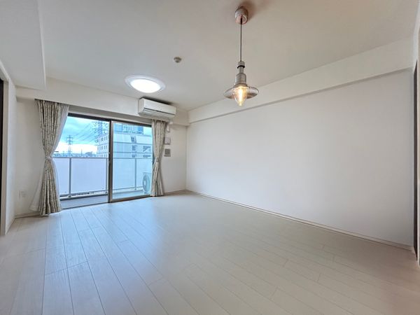 サンクレイドル伊勢原レジデンス ブルームコート リビング サンクレイドル伊勢原レジデンス ブルームコート リビング